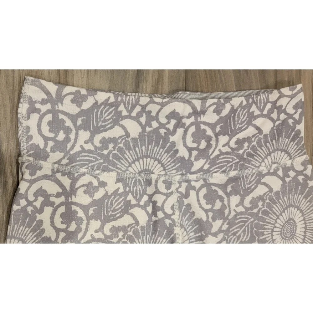 Lululemon Cropped Leggings